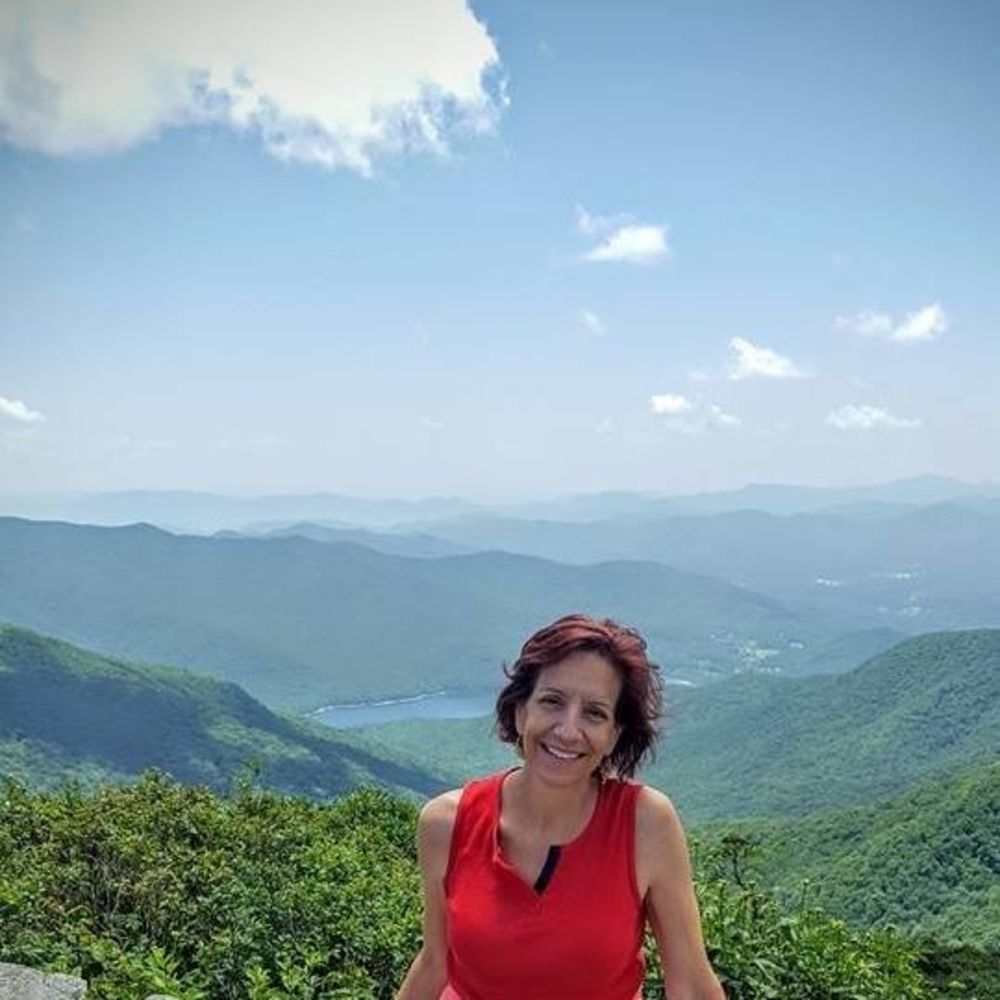 Meet your Posher, Cecelia